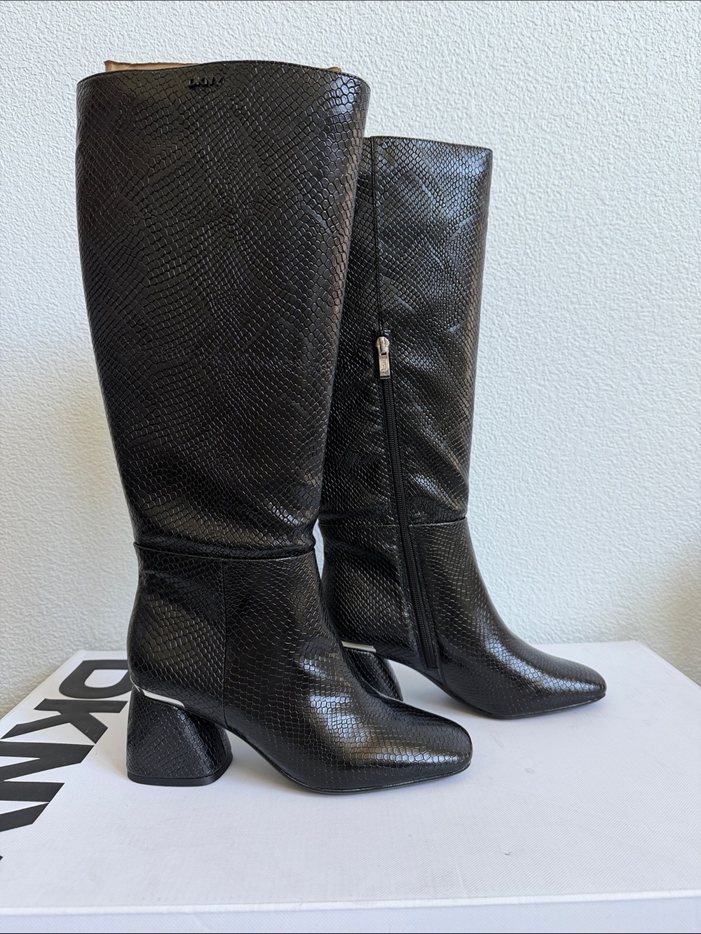 DKNY Women’s Cana Wide Calf Boots Black Snake NIB